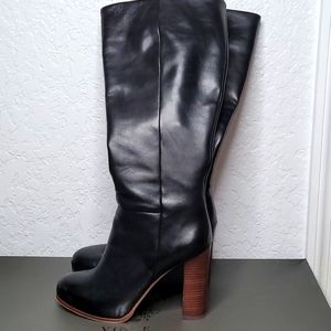 VINCE CAMUTO Gretcha Platform Knee High Boots